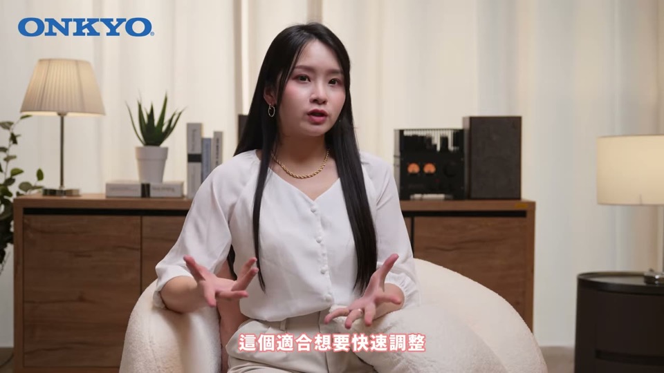 手機 App 版:插入附贈麥克風